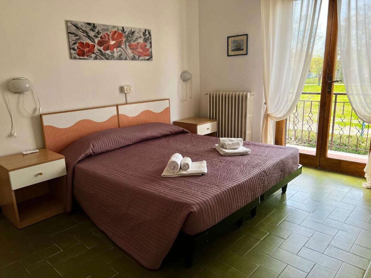 Bed&Breakfast Villa Lorena Forte dei Marmi Bagian luar foto