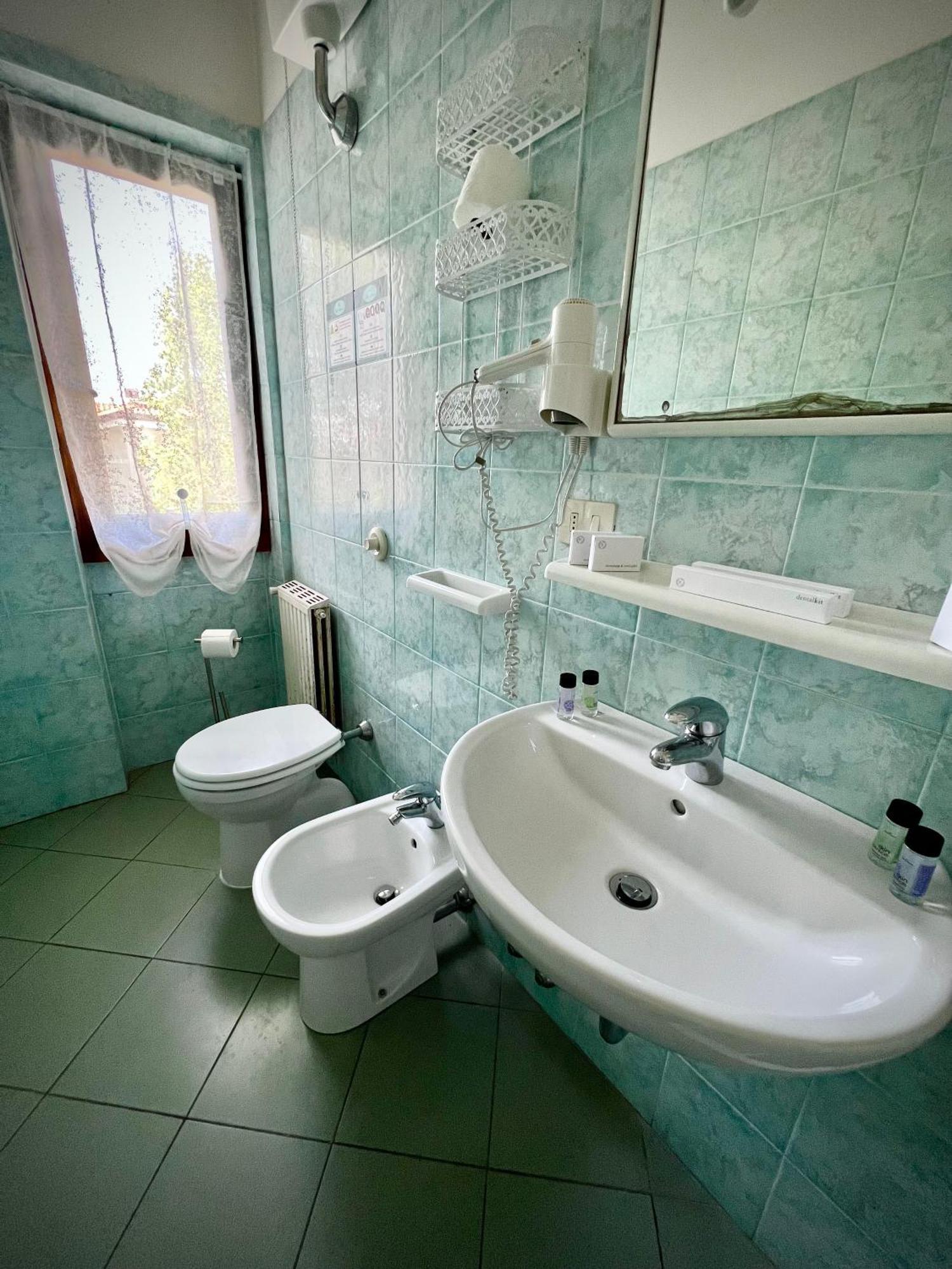 Bed&Breakfast Villa Lorena Forte dei Marmi Ruang foto